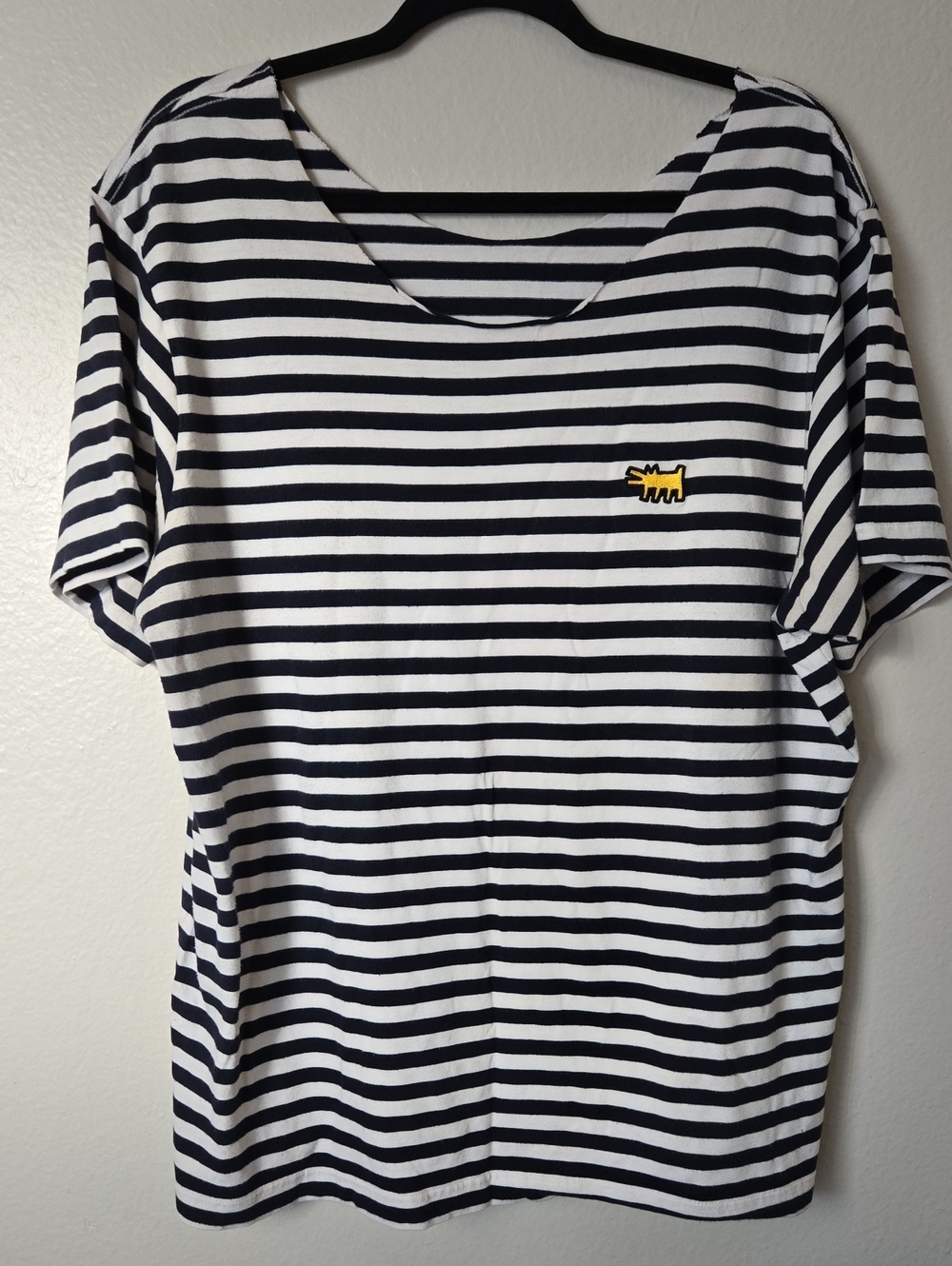 Uniqlo x Keith Haring Striped Tee XL Navy White Custom Cut Neck